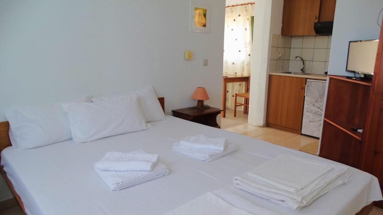 Agrambeli Rooms & Apartments Lefkada City Luaran gambar
