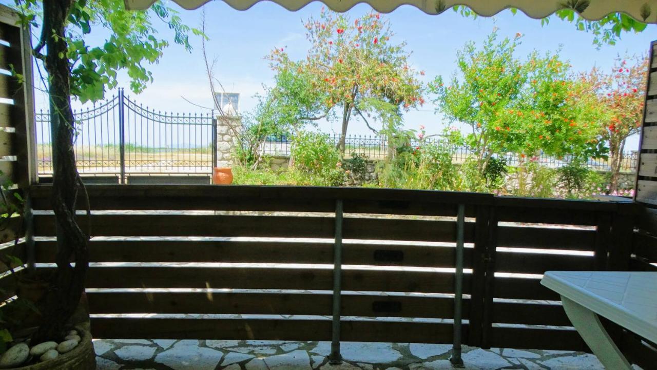 Agrambeli Rooms & Apartments Lefkada City Luaran gambar