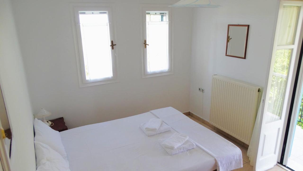 Agrambeli Rooms & Apartments Lefkada City Luaran gambar