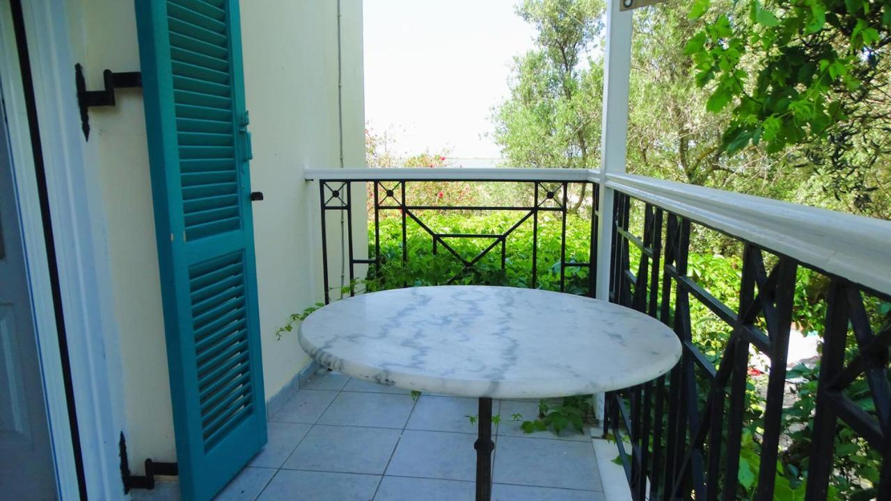 Agrambeli Rooms & Apartments Lefkada City Luaran gambar