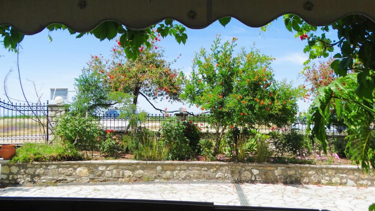 Agrambeli Rooms & Apartments Lefkada City Luaran gambar
